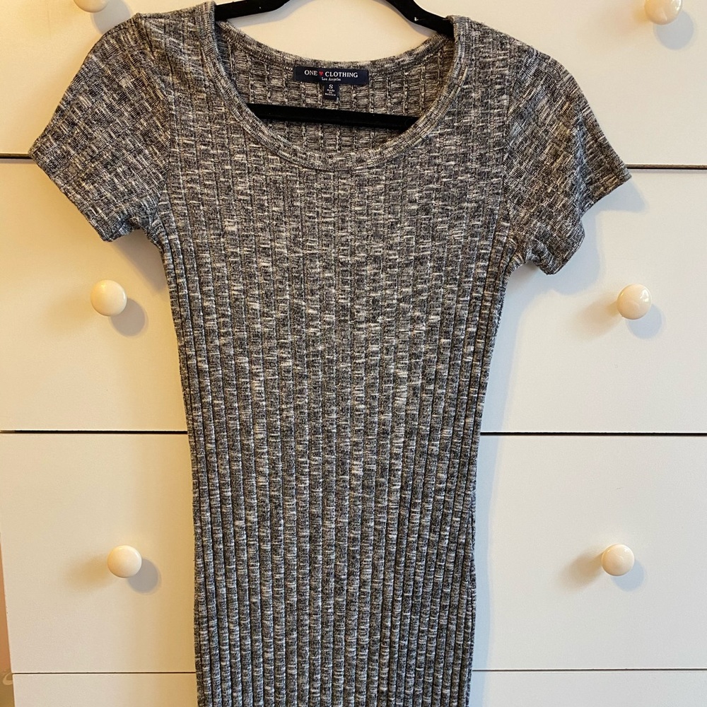 Grey knit midi dress